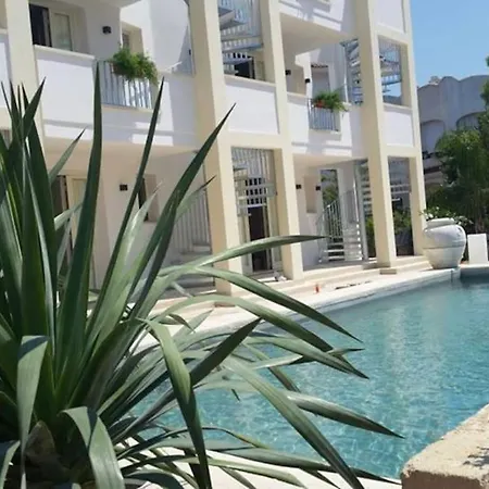 Iris: Scenic Salento, 4 Beds, Pool, Sea-view, Terrace